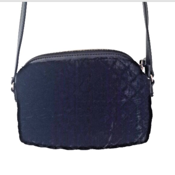 NINE WEST Black Velvet Quilted HANDBAG Small Crossbody Snap Adjustable Strap - Picture 10 of 10